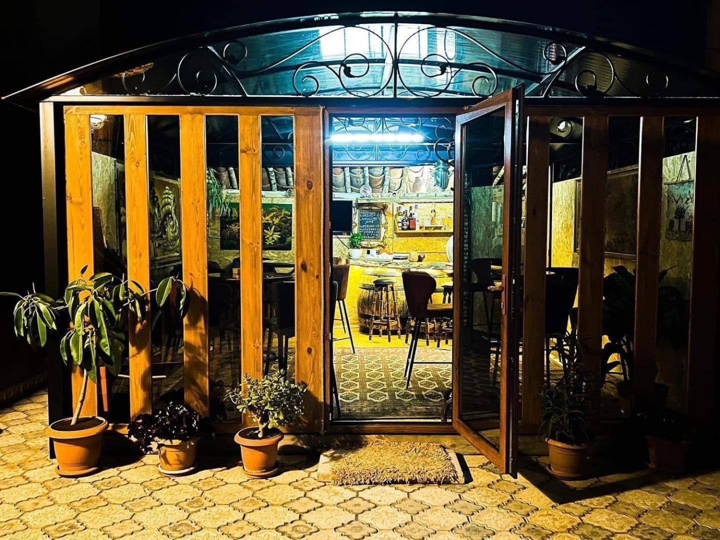 Hotel Guglux &Wine Cellar Telavi Dış mekan fotoğraf