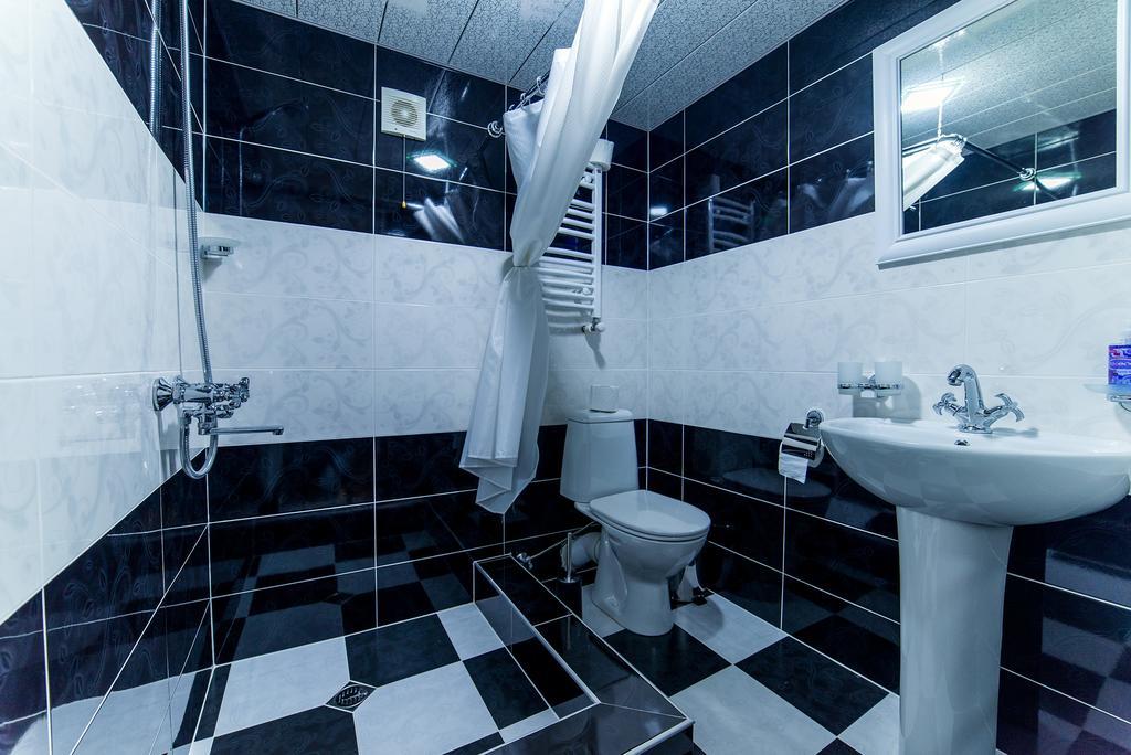 Hotel Guglux &Wine Cellar Telavi Dış mekan fotoğraf
