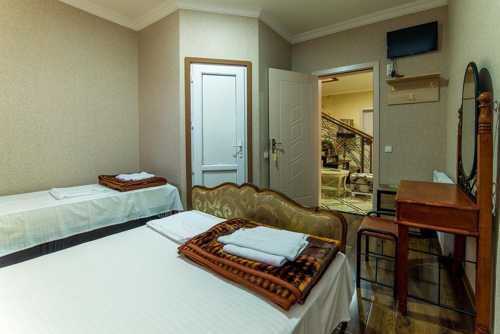 Hotel Guglux &Wine Cellar Telavi Dış mekan fotoğraf