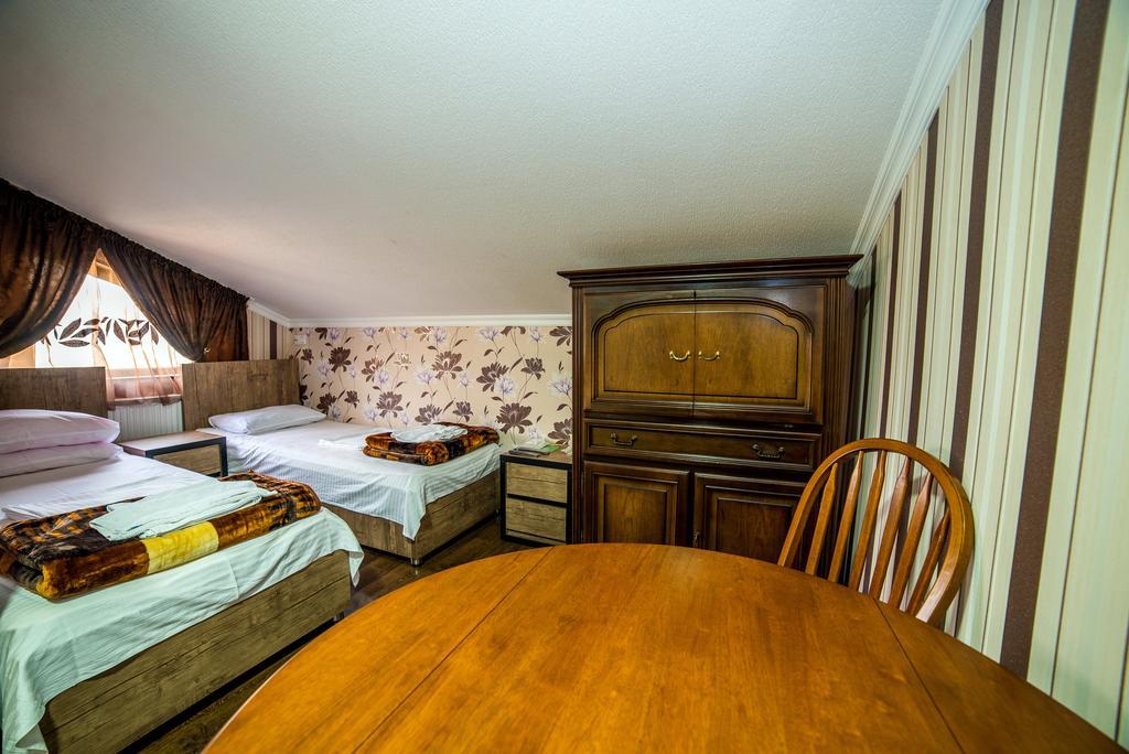 Hotel Guglux &Wine Cellar Telavi Dış mekan fotoğraf