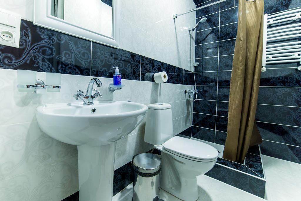 Hotel Guglux &Wine Cellar Telavi Dış mekan fotoğraf