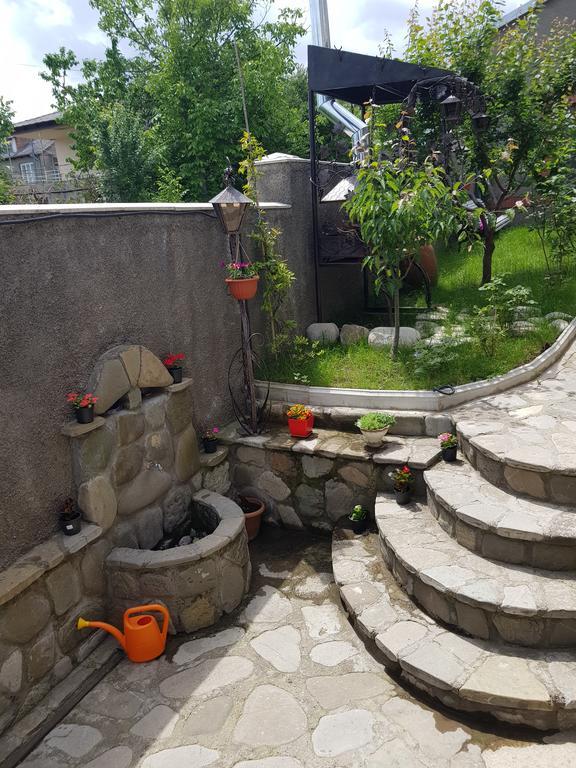 Hotel Guglux &Wine Cellar Telavi Dış mekan fotoğraf